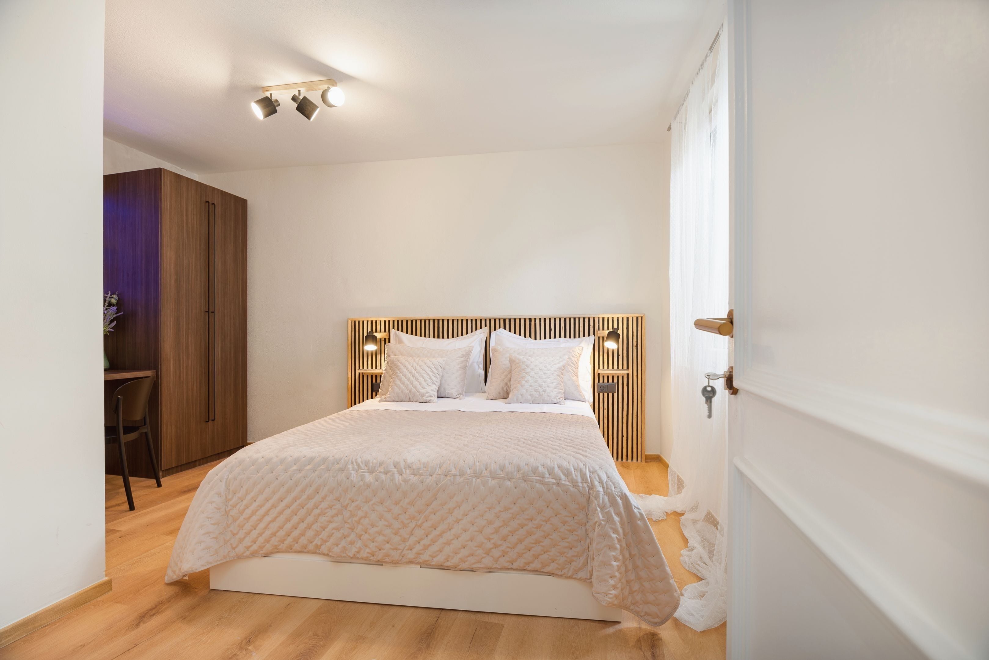 Economy Double Room | Free WiFi