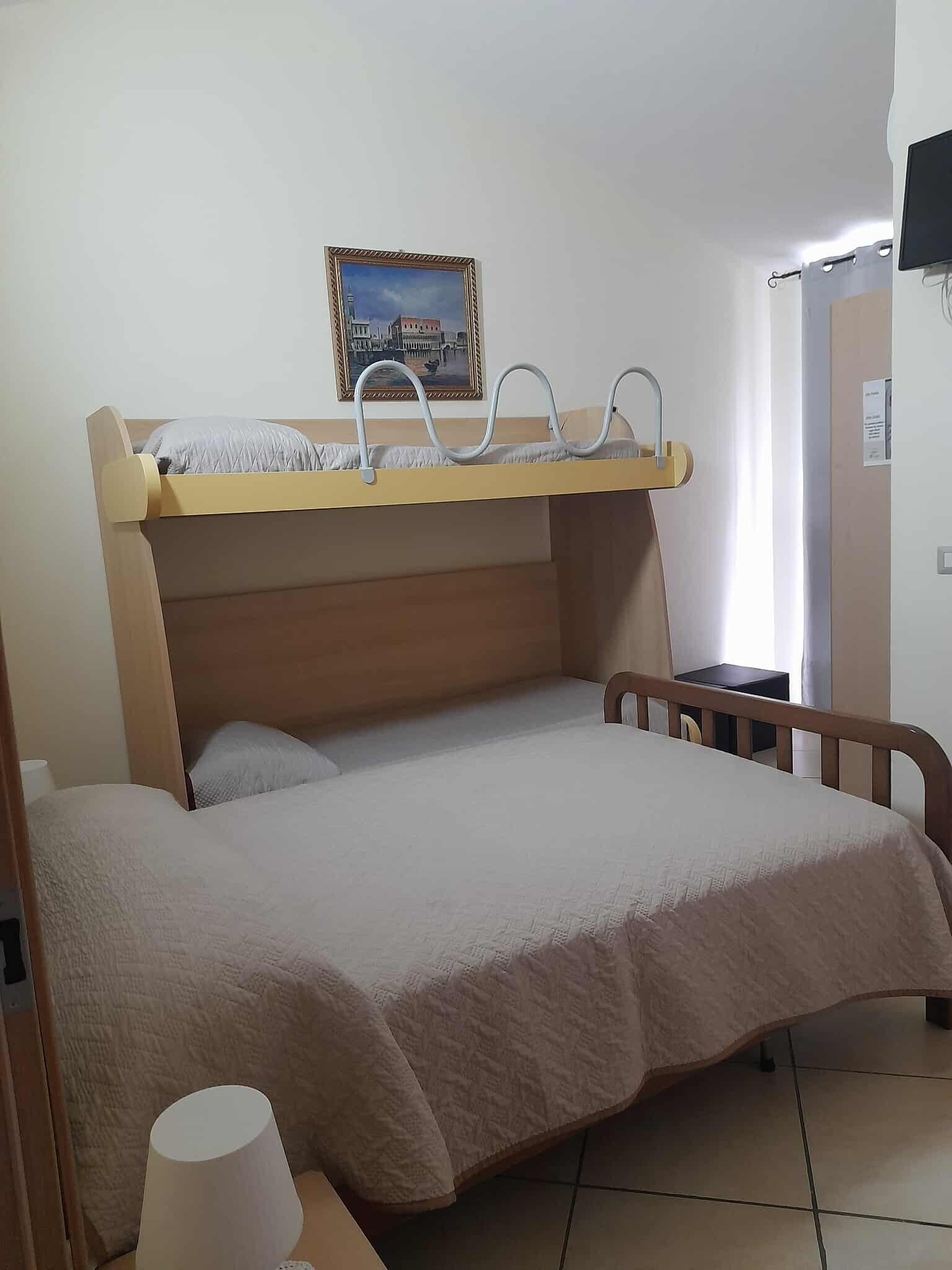 Family Room, Balcony, Lake View | Bathroom | Shower, hair dryer, bidet, towels