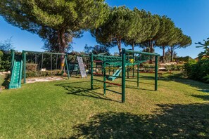 Children’s area - Jardins da Meia Praia: Villa | Pool | Family (Lagos)