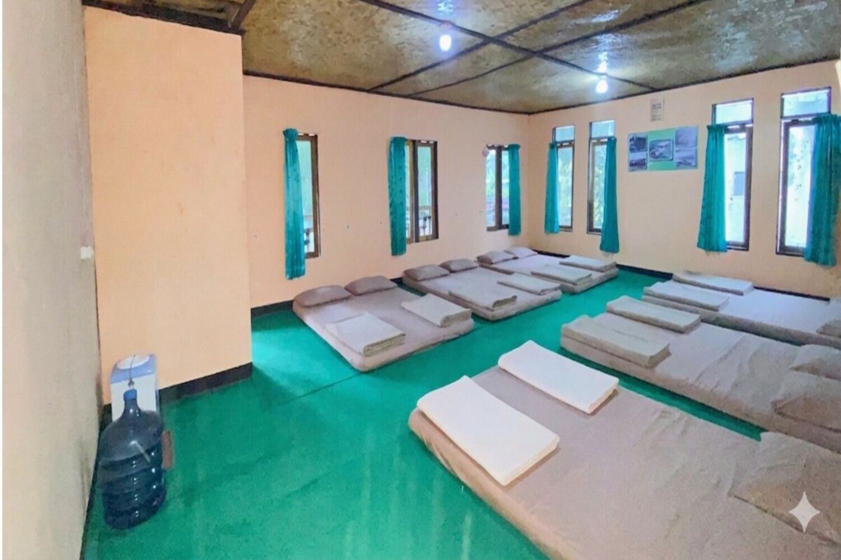 Gemeinsamer Schlafsaal, Hügelblick | Wellness