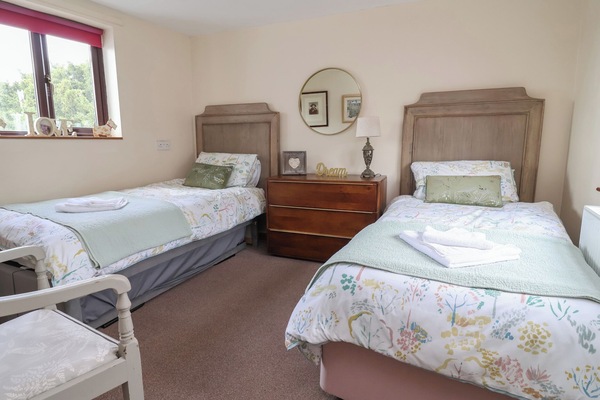 4 bedrooms, WiFi (free), individually decorated, individually furnished