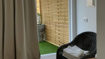 Doppia Comfort, vista piscina | Interni