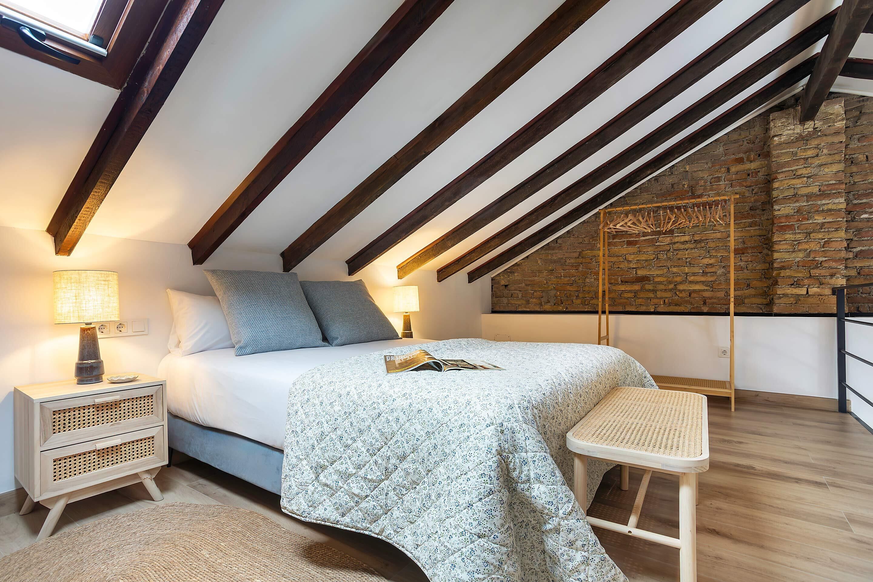 2 slaapkamers, een strijkplank/strijkijzer, wifi, beddengoed