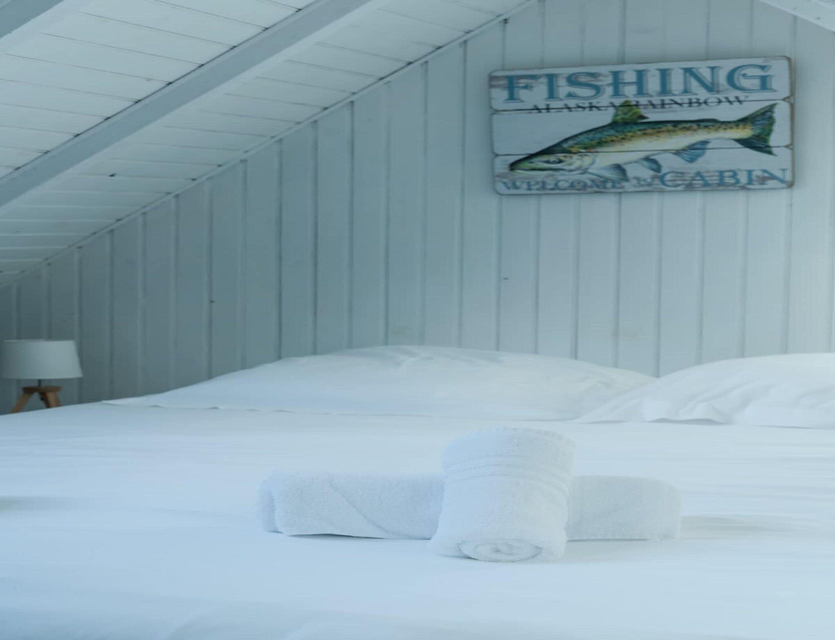 House | 1 bedroom, bed sheets