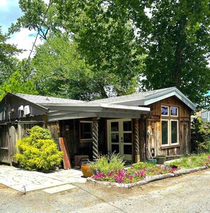 Exterior - Welcome to Little Bit O' the Bay (Saint Leonard)