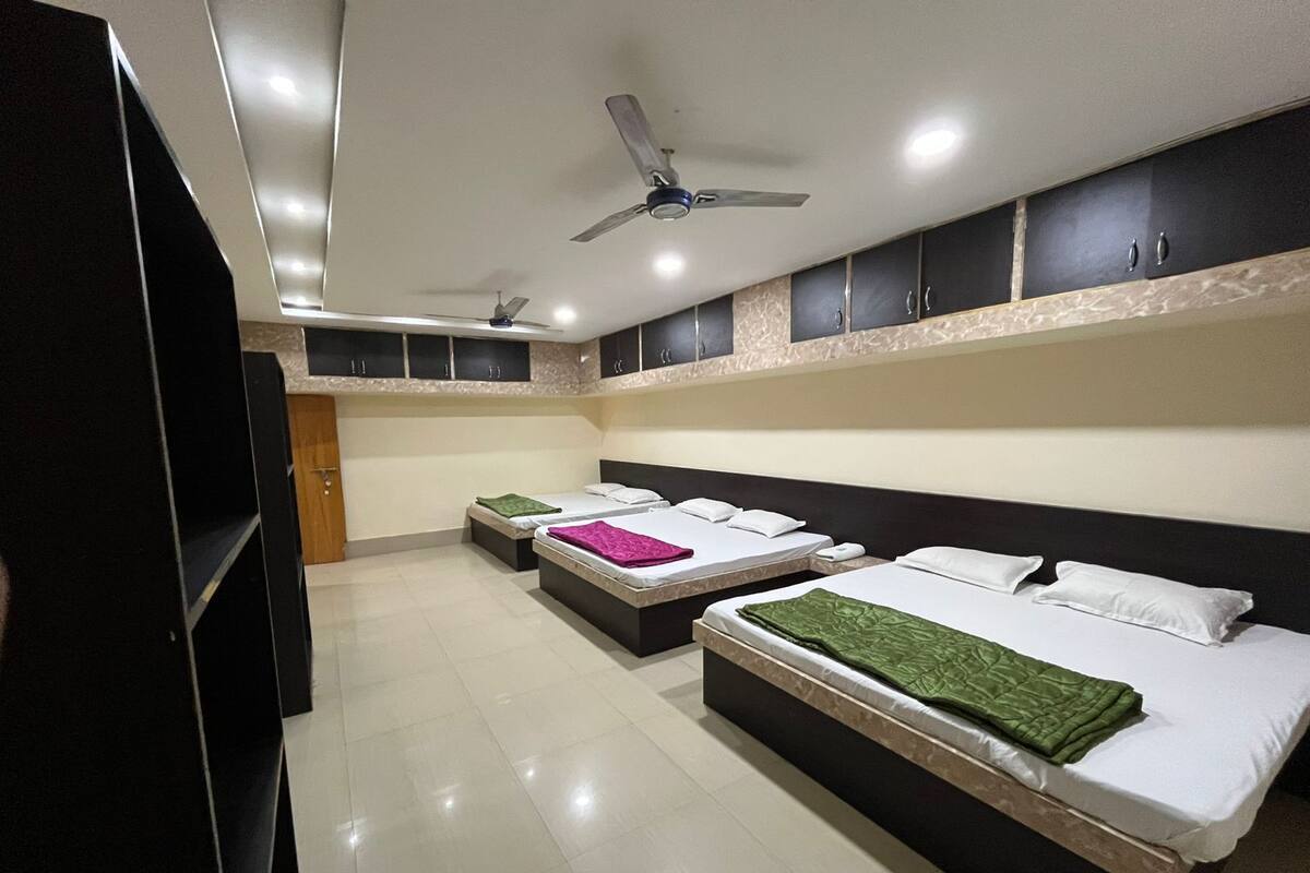 Deluxe Shared Dormitory