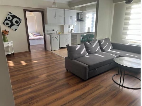 Living area - Kozine Nest 1+1 • Stylish • Pool, Parking, Parking (İstanbul)