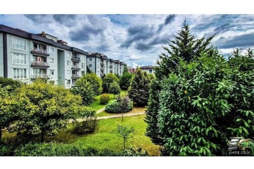 Golden Elegance 2+1 & Stylish • Ultra-Clean Pool, Nature