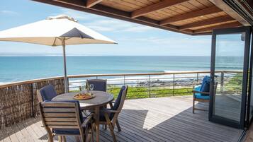 Ático de lujo, 2 habitaciones, vistas al mar | Vistas desde la habitación