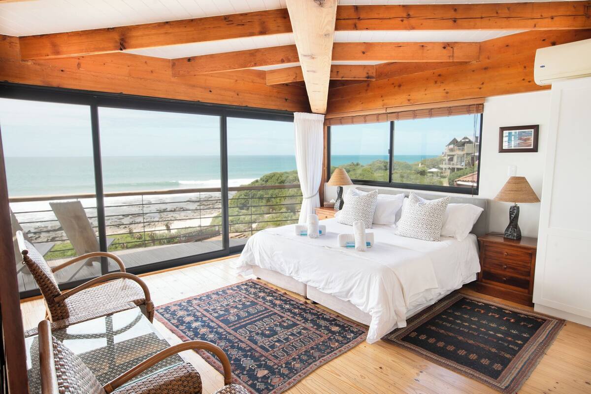Luxury Penthouse, 2 Bedrooms, Sea View | In-room safe, blackout curtains, free WiFi