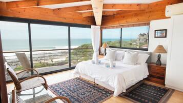 Luxury Penthouse, 2 Bedrooms, Sea View