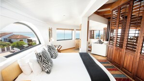 Attico Luxury, 2 camere da letto, vista mare | Una cassaforte in camera, tende oscuranti, Wi-Fi gratuito