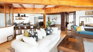 Attico Luxury, 2 camere da letto, vista mare | Area soggiorno