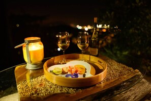 Alimentos y bebidas