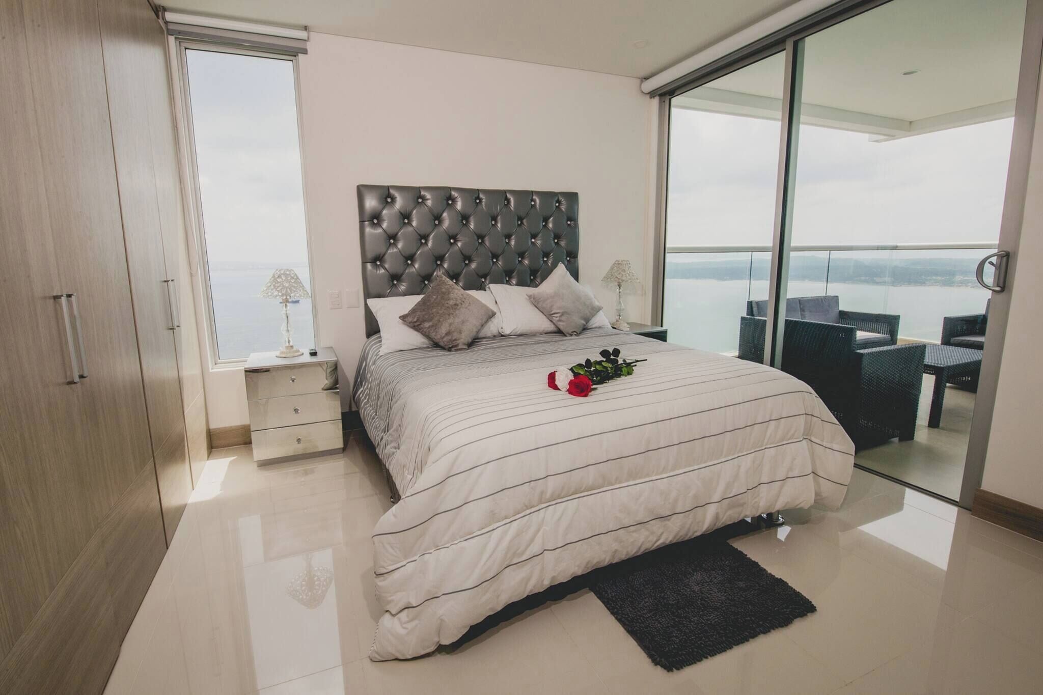Apartment, 3 Bedrooms, Accessible, Patio