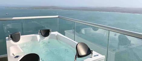 Apartment, 3 Bedrooms, Accessible, Patio | Balcony