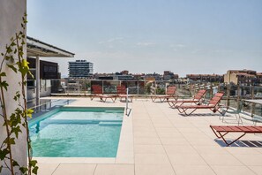 Rooftop pool