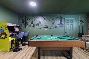 Games room - 4BR Pocono Lodge w/ Dome, Hot Tub, Firepit & Game Room (East Stroudsburg)
