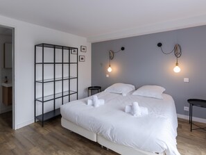 Rumah | 4 kamar tidur, setrika/meja setrika, dan seprai linen