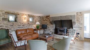 House | Living room