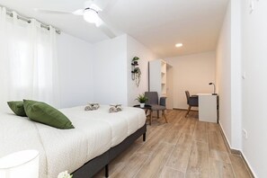 Iron/ironing board, internet, bed sheets - 4. Monte Albán: Experience Agave Azul (Torrent)