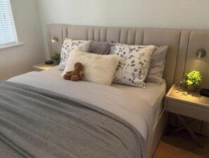 2 Schlafzimmer, Bügeleisen/Bügelbrett, WLAN, Bettwäsche