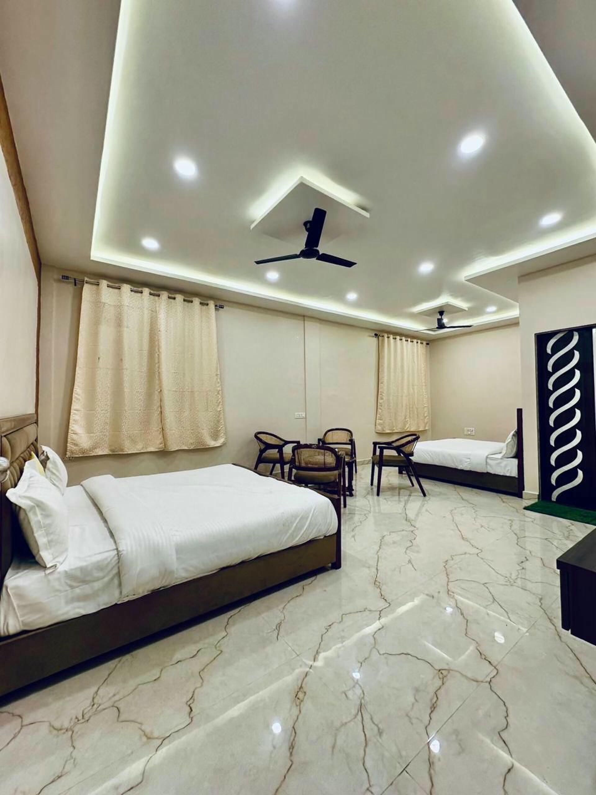 Deluxe Room | Meja kerja, ruang kerja ramah laptop, dan Wi-Fi gratis
