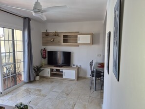 Interior - Vacation Apartment 'Olga' with Shared Pool, Private Terrace and Wi-Fi (Castillo Caleta de Fuste)