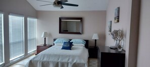 2 dormitorios, tabla de planchar con plancha, wifi y ropa de cama
