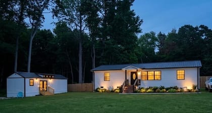 Petite Palace: Guest home in Louisburg, NC