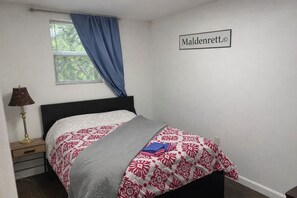 1 Schlafzimmer, Schreibtisch, Bügeleisen/Bügelbrett, kostenloses WLAN