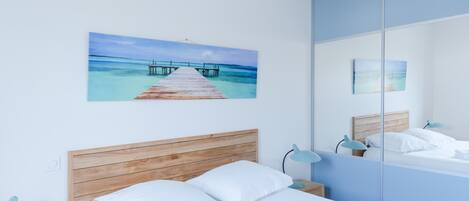 House | 4 bedrooms, iron/ironing board, bed sheets