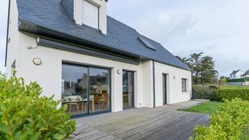 House | Exterior