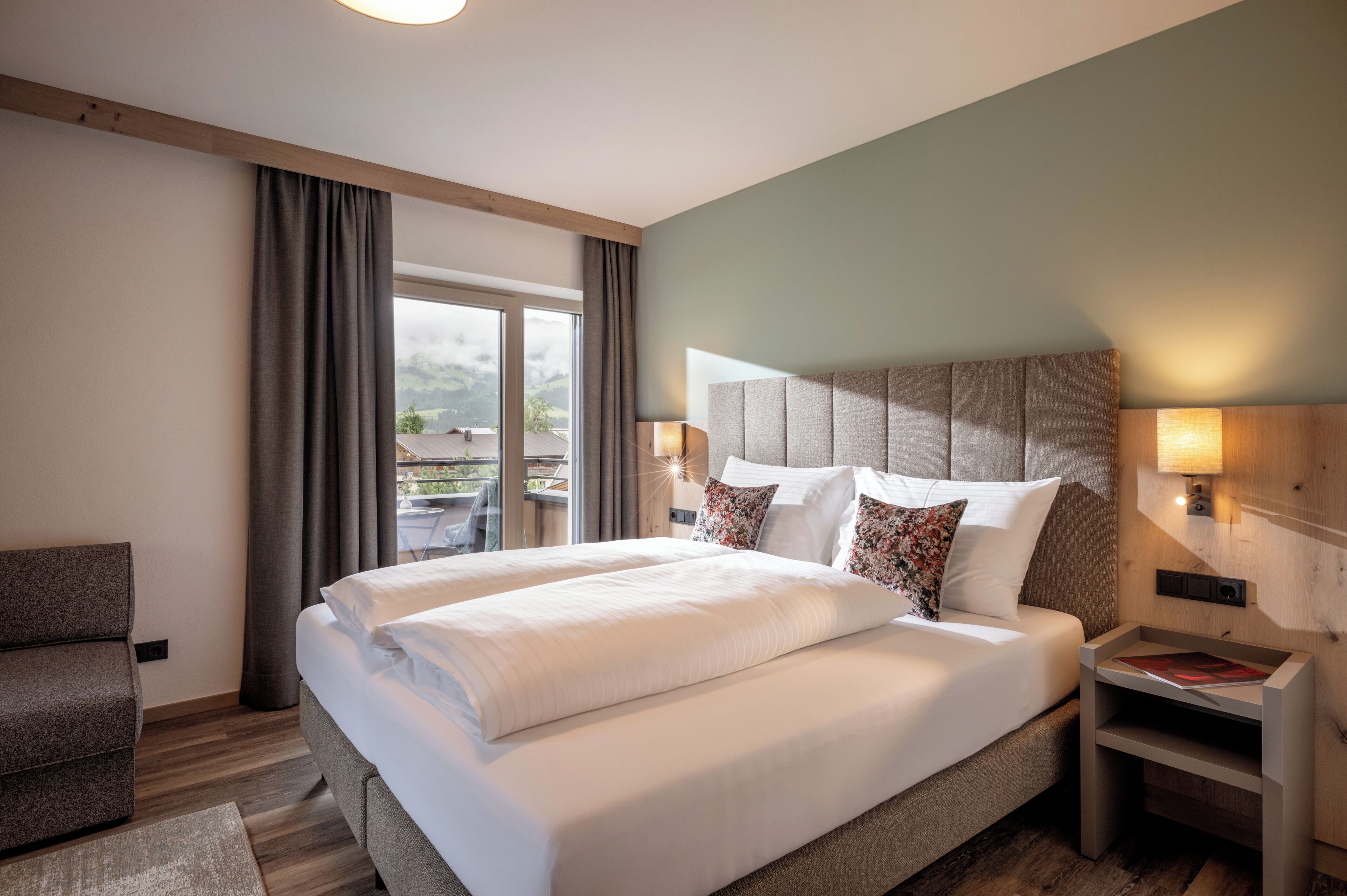Classic Apartment, Balcony, Mountain View | In-room safe, soundproofing, free WiFi