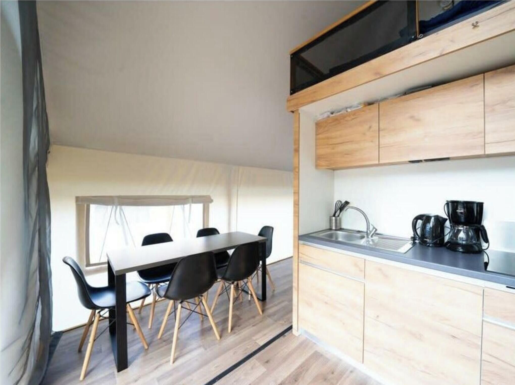 House | Dining
