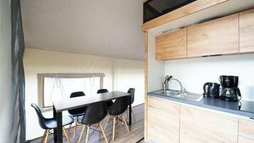 House | Dining