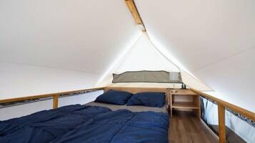 House | 3 bedrooms, individually furnished