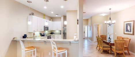 Apartment (2 Bedrooms) | Front of property