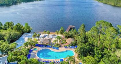 3BR Resort Condo: Hot Tub, Pools, Lake Access