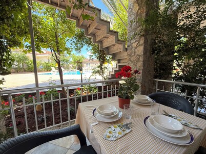 The Sweet Escape Apart Hotel