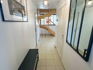 Apartment | Interior - 3BR Coastal Home With Garden & Terrace (Plouguerneau)