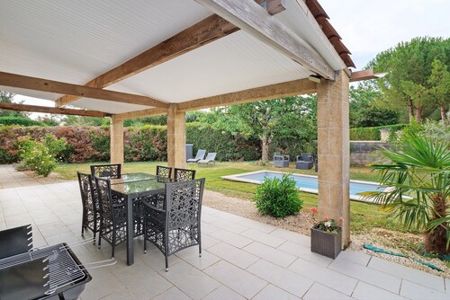 Périgord House: Private Terrace, Wi-Fi & Air Conditioning