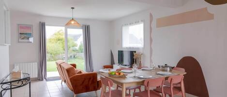 House | Dining