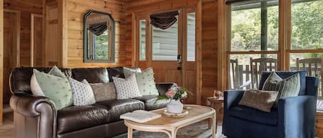 Smart TV y chimenea