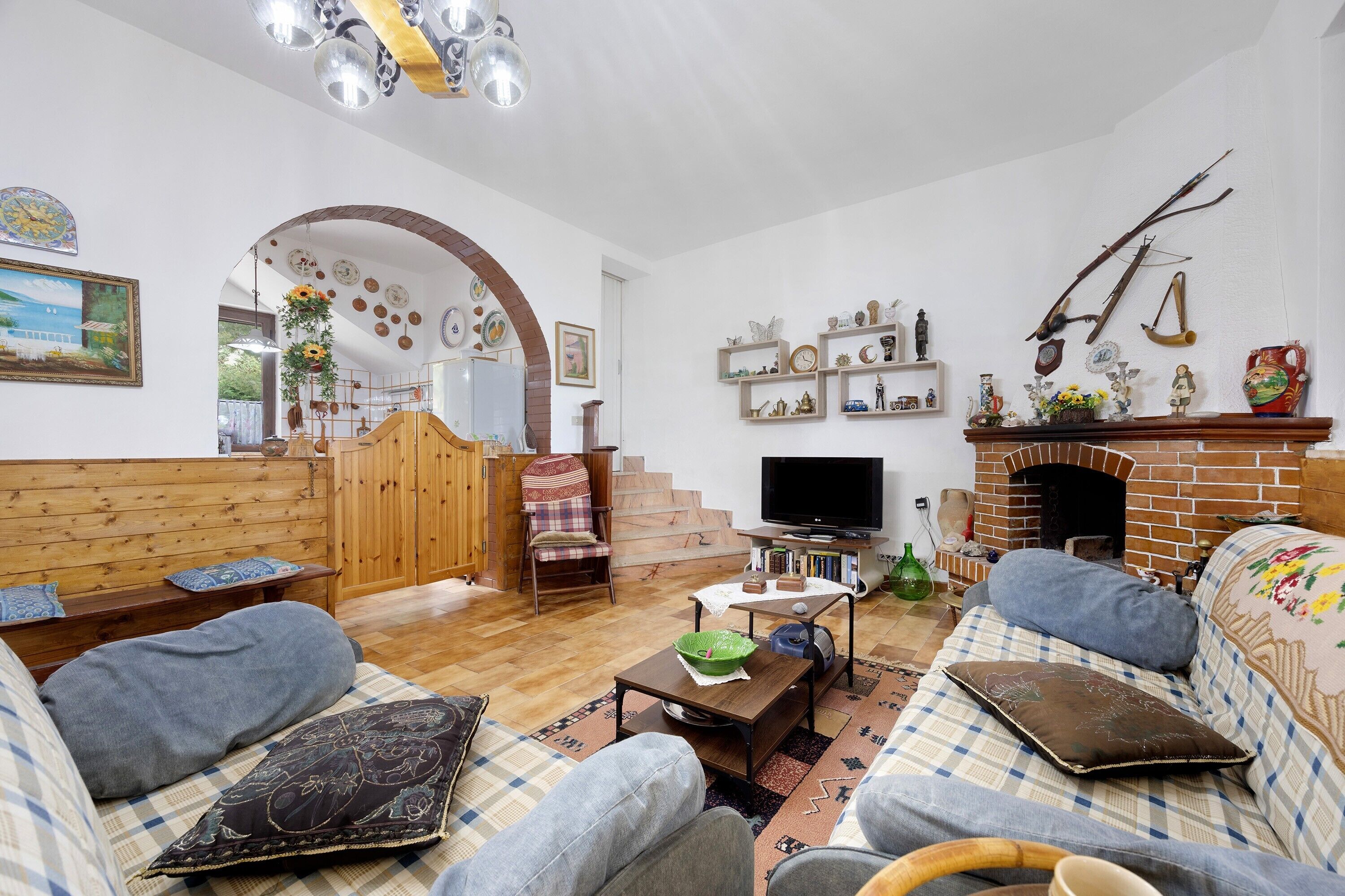 TV, fireplace, DVD player, stereo