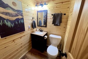 Hair dryer, towels - The Loon`s Nest | Cottage on private Point Lake (Webster)