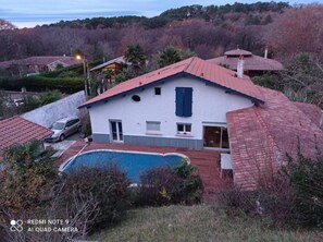 Exterior - Villa near the beaches in a quiet, green neighborhood (Biarritz)