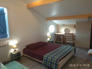 Iron/ironing board, WiFi, bed sheets - Villa near the beaches in a quiet, green neighborhood (Biarritz)
