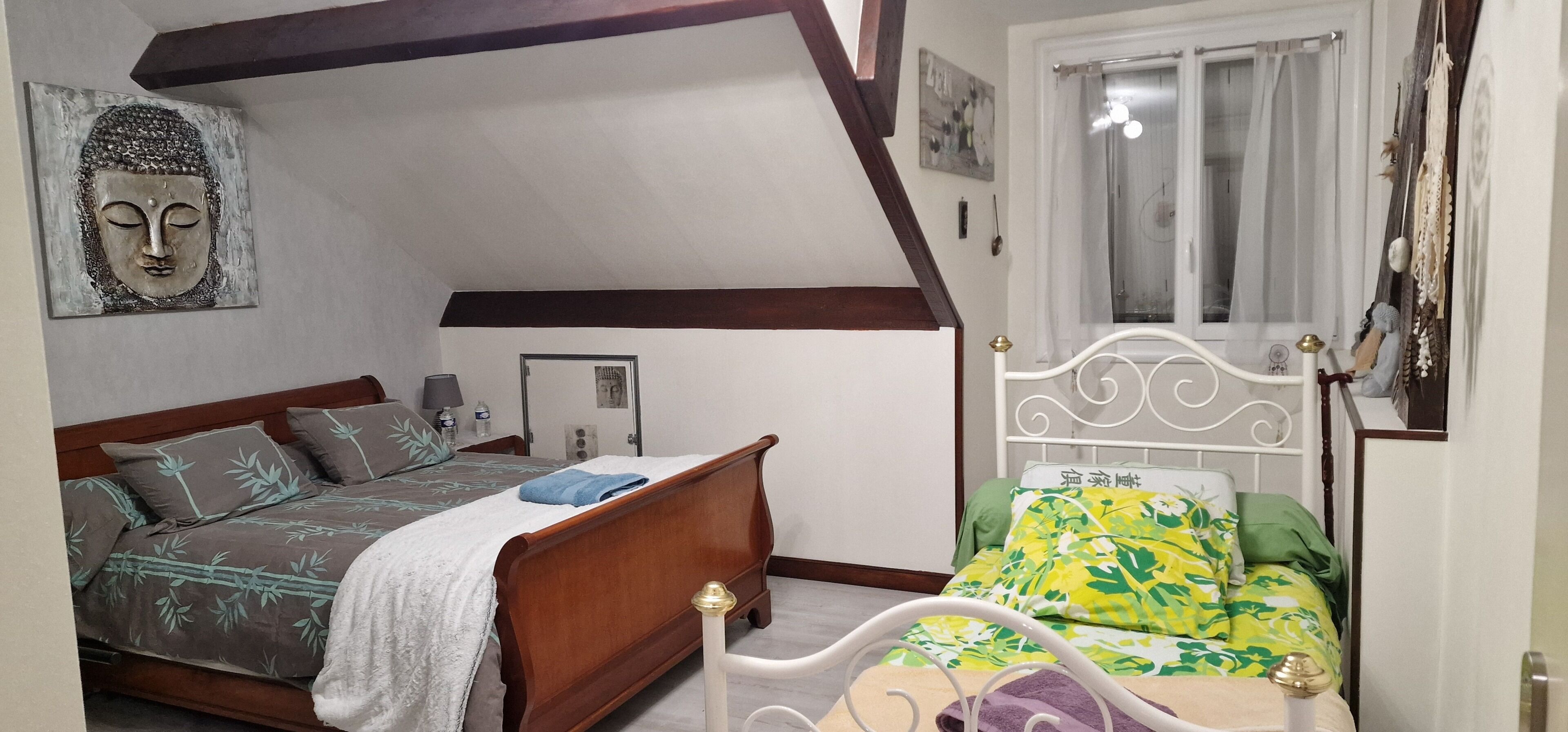 1 chambre, fer et planche à repasser, accès Internet, draps fournis