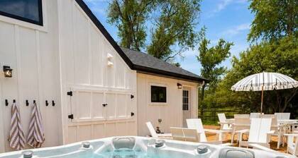 The Cottage at Tongue River Canyon
